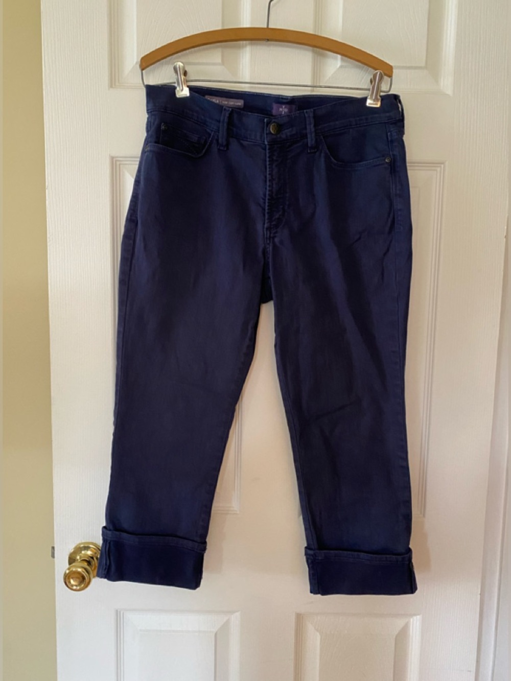 NYDJ Dayla Wide Cuff Capri (8P, Blue)